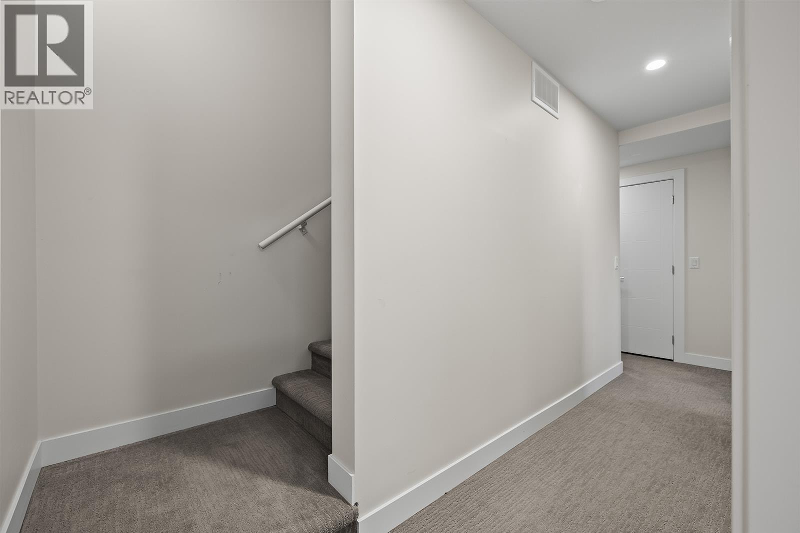 813 Rose Avenue, Kelowna, British Columbia  V1Y 5K3 - Photo 28 - 10369129