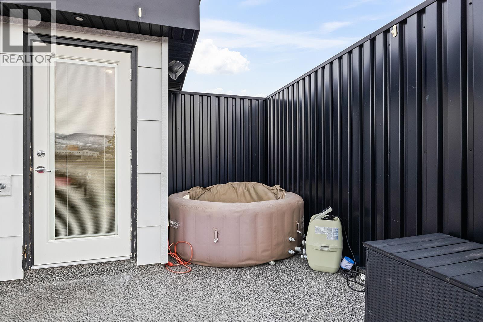 813 Rose Avenue, Kelowna, British Columbia  V1Y 5K3 - Photo 31 - 10369129