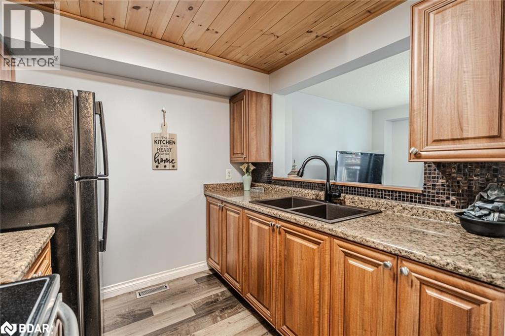 193 Nathan Crescent, Barrie, Ontario  L4N 0S4 - Photo 7 - 40788366