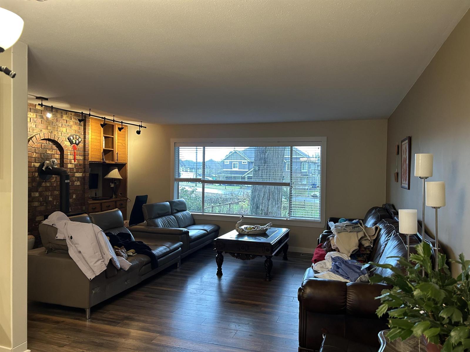 32427 Egglestone Avenue, Mission, British Columbia V4S 1A2 - Photo 5 - R3072578