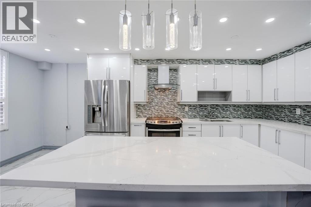 10 Edgecliff Golfway Unit# 206, North York, Ontario  M3C 3A3 - Photo 7 - 40776261