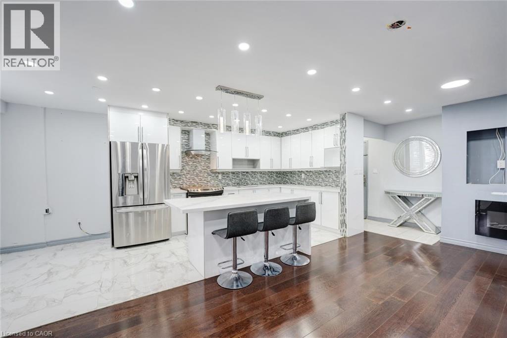 10 Edgecliff Golfway Unit# 206, North York, Ontario  M3C 3A3 - Photo 11 - 40776261