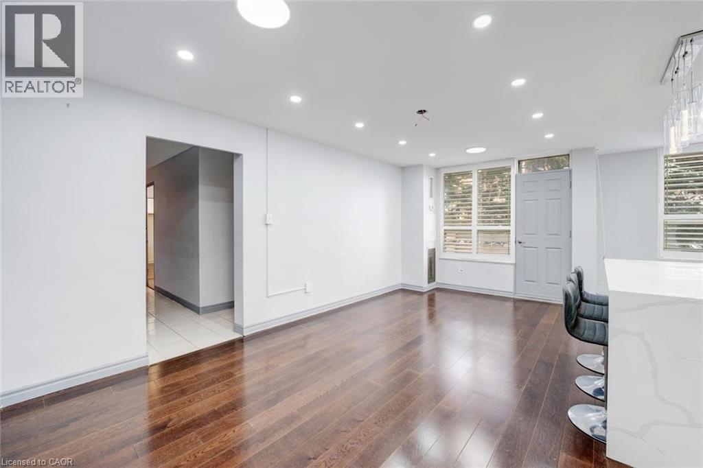 10 Edgecliff Golfway Unit# 206, North York, Ontario  M3C 3A3 - Photo 15 - 40776261