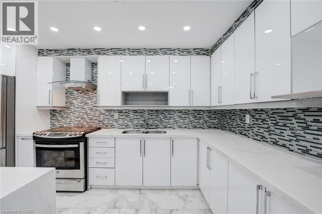 10 Edgecliff Golfway Unit# 206, North York, Ontario  M3C 3A3 - Photo 8 - 40776261