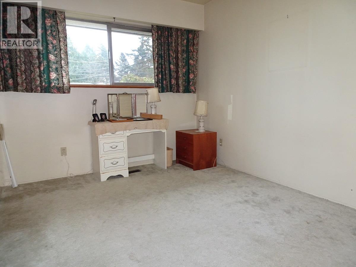 6229 Denbigh Avenue, Burnaby, British Columbia  V5H 3R6 - Photo 12 - R3072712