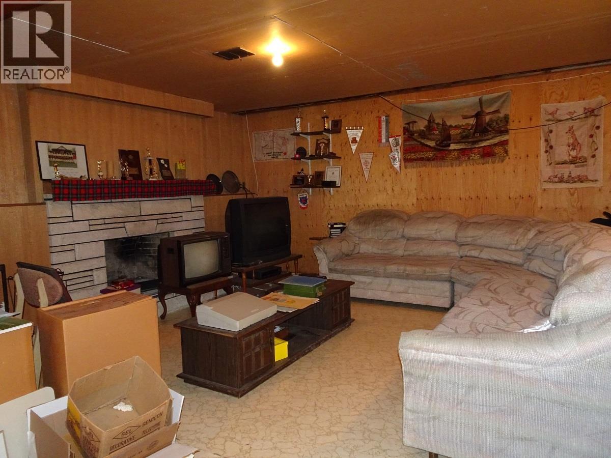 6229 Denbigh Avenue, Burnaby, British Columbia  V5H 3R6 - Photo 14 - R3072712