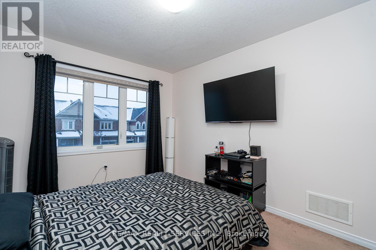 11 Hoover Road, Brampton, Ontario  L7A 4L2 - Photo 36 - W12610762