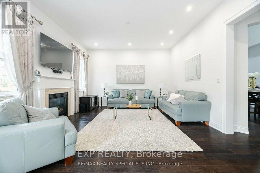 Main - 448 Dougall Avenue, Caledon, Ontario  L7C 4A6 - Photo 9 - W12610772