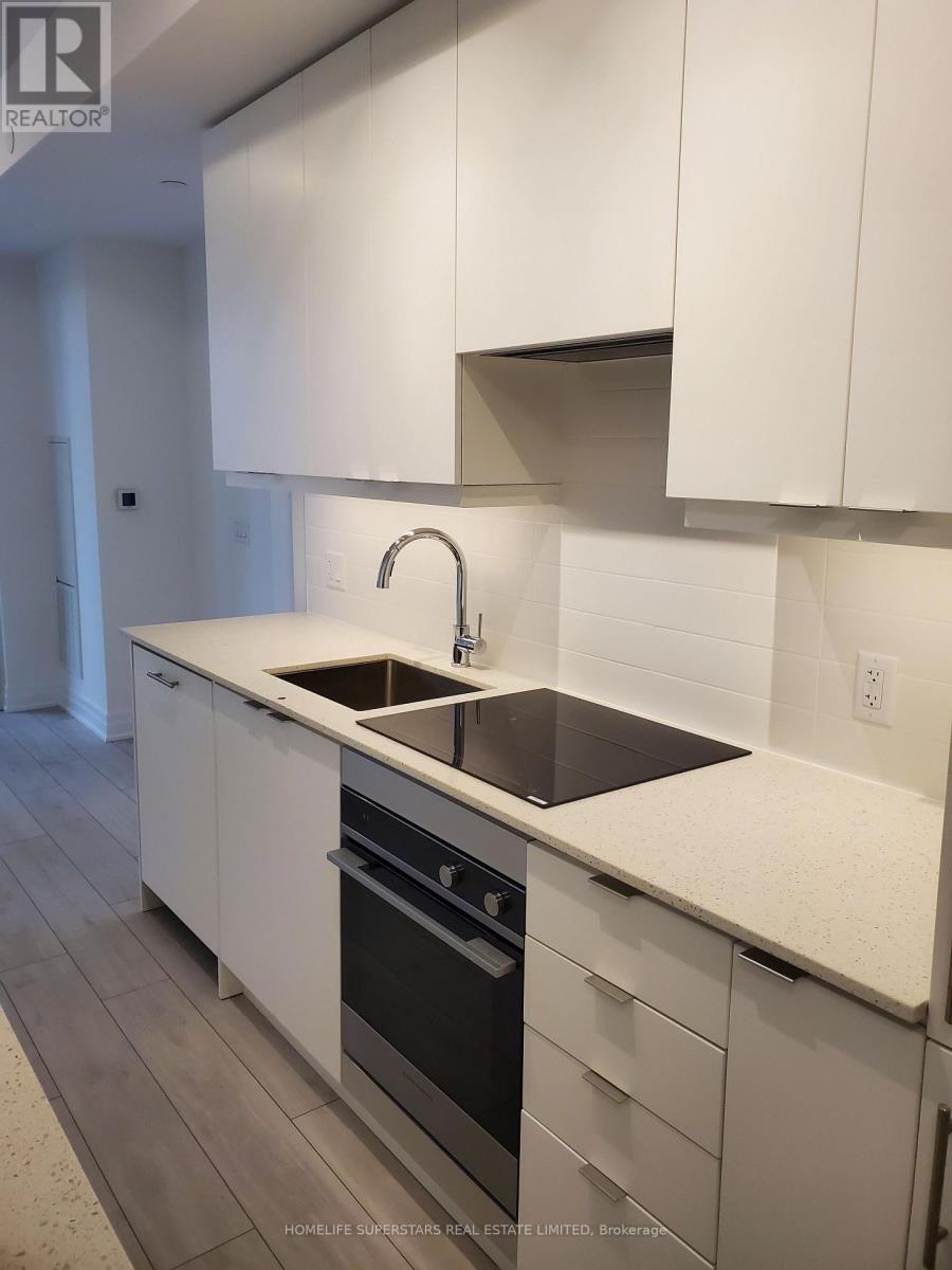 2210 - 30 Elm Drive W, Mississauga, Ontario  L5B 0N6 - Photo 10 - W12610818