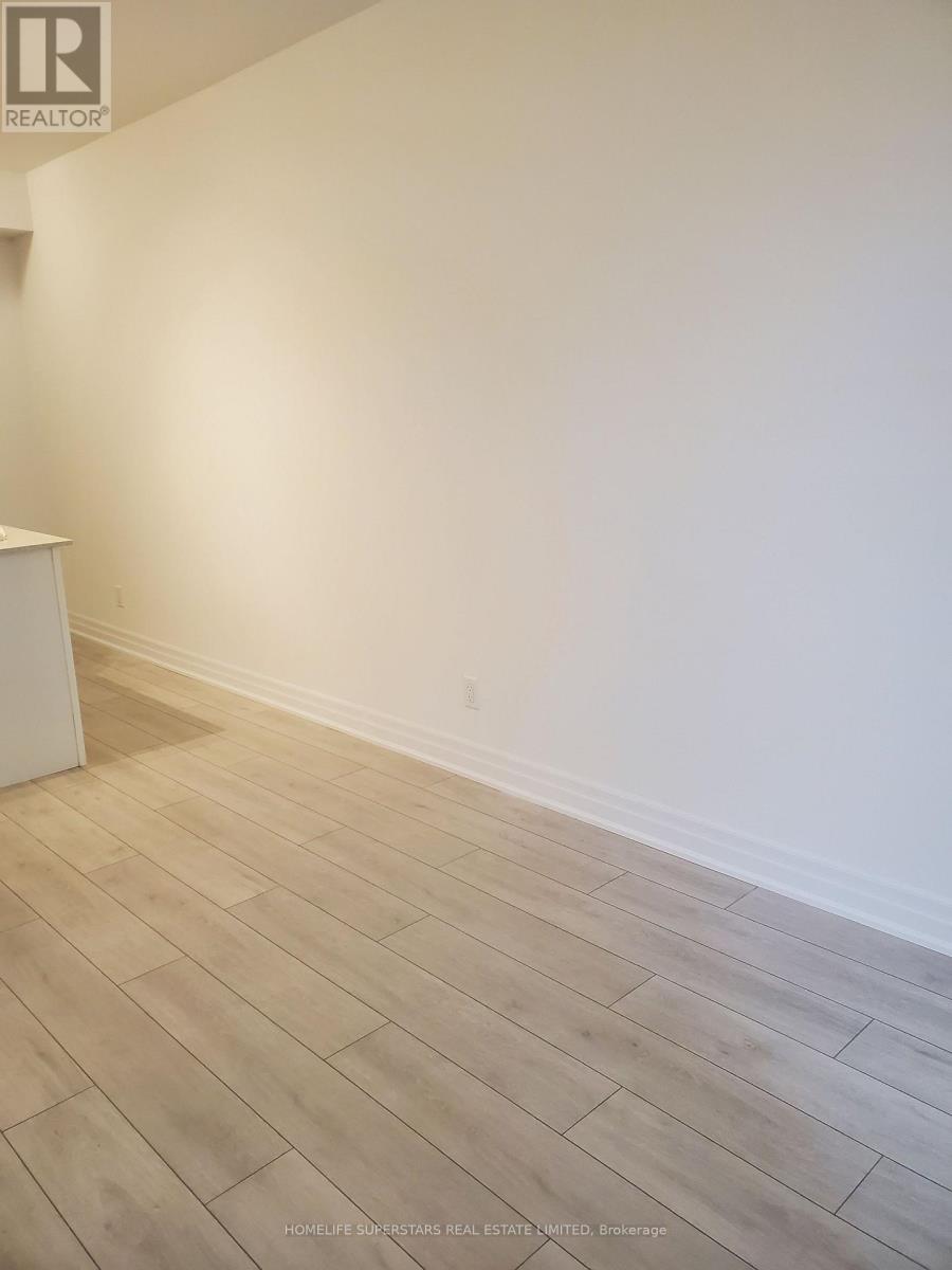 2210 - 30 Elm Drive W, Mississauga, Ontario  L5B 0N6 - Photo 14 - W12610818