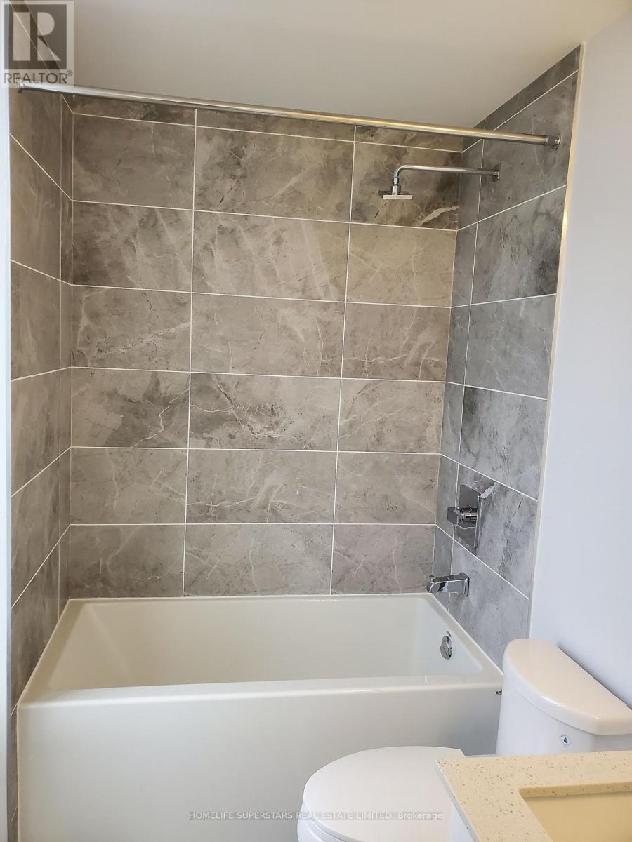 2210 - 30 Elm Drive W, Mississauga, Ontario  L5B 0N6 - Photo 17 - W12610818