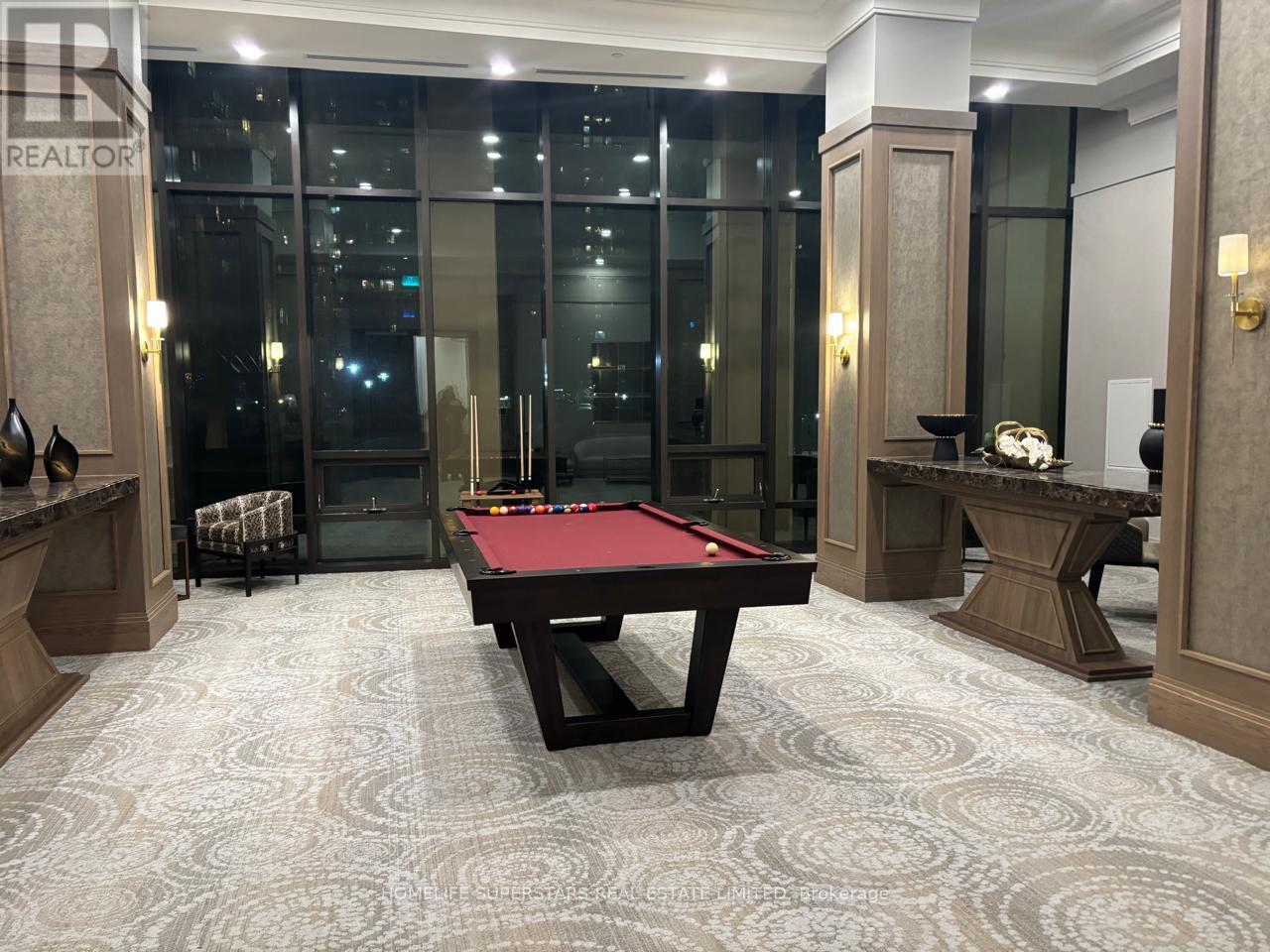 2210 - 30 Elm Drive W, Mississauga, Ontario  L5B 0N6 - Photo 3 - W12610818