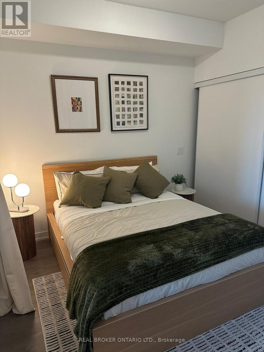 820 - 270 Dufferin Street, Toronto, Ontario  M6K 0H8 - Photo 14 - W12610820