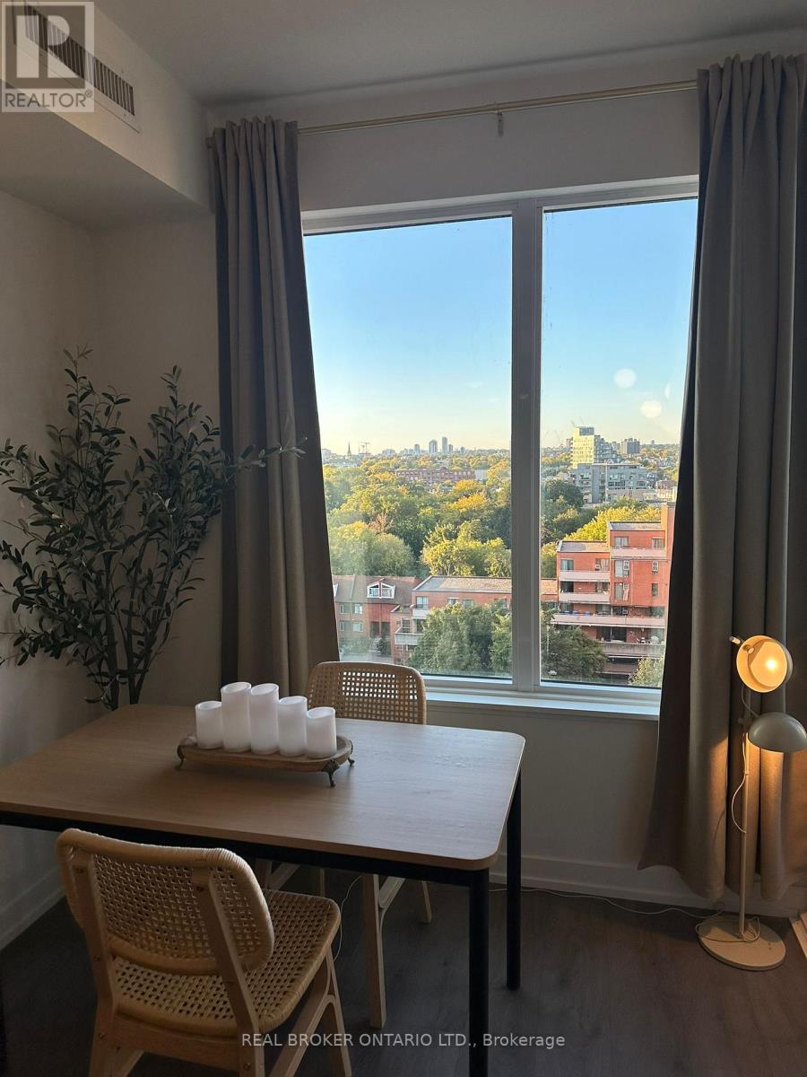 820 - 270 Dufferin Street, Toronto, Ontario  M6K 0H8 - Photo 6 - W12610820