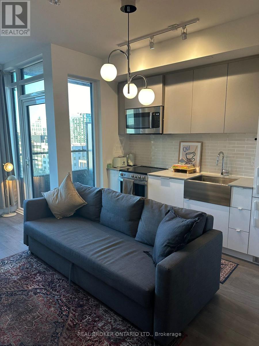 820 - 270 Dufferin Street, Toronto, Ontario  M6K 0H8 - Photo 7 - W12610820