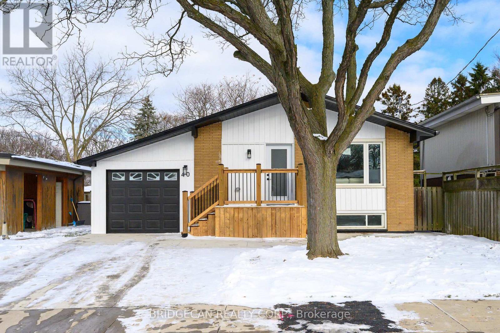 40 Westaway Place, Hamilton, Ontario  L9C 2G1 - Photo 49 - X12610784