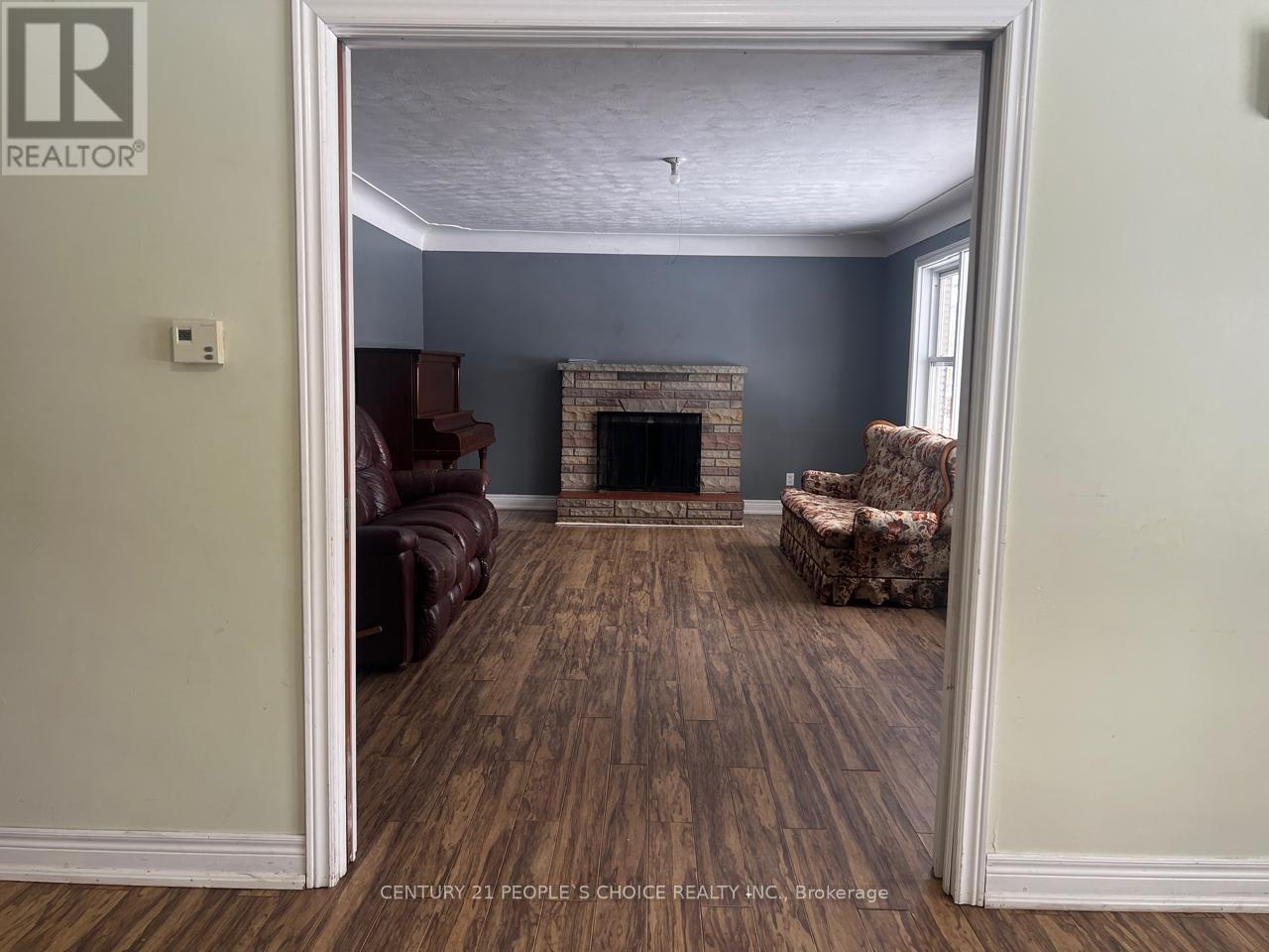 1086 Lakeshore Road, Norfolk, Ontario  N0E 1C0 - Photo 12 - X12610828