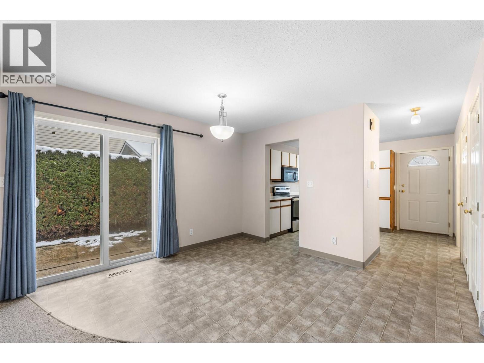 600 10 Street Sw Unit# 5, Salmon Arm, British Columbia  V1E 1J7 - Photo 12 - 10369691