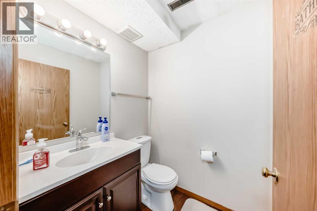 27 Martinview Crescent Ne, Calgary, Alberta  t3j 2s2 - Photo 23 - A2271186