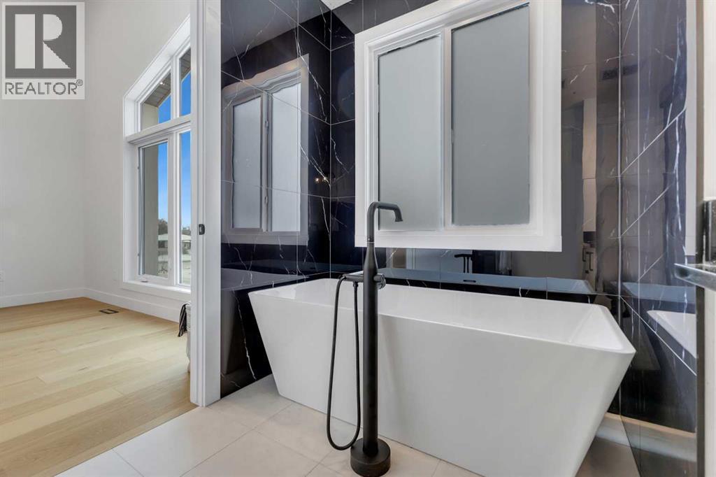 6416 34 Avenue Nw, Calgary, Alberta  T3B 1N1 - Photo 19 - A2274157