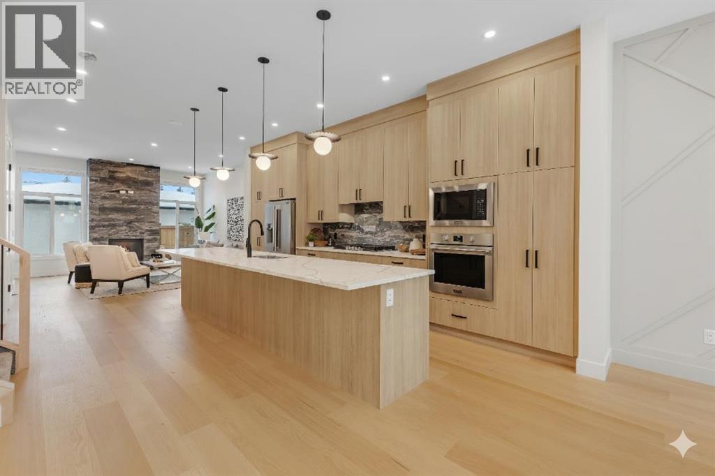 6416 34 Avenue Nw, Calgary, Alberta  T3B 1N1 - Photo 5 - A2274157