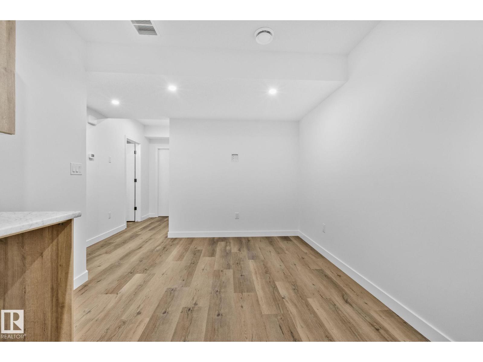 114 Royal Street, St. Albert, Alberta  T8N 7X4 - Photo 28 - E4467715