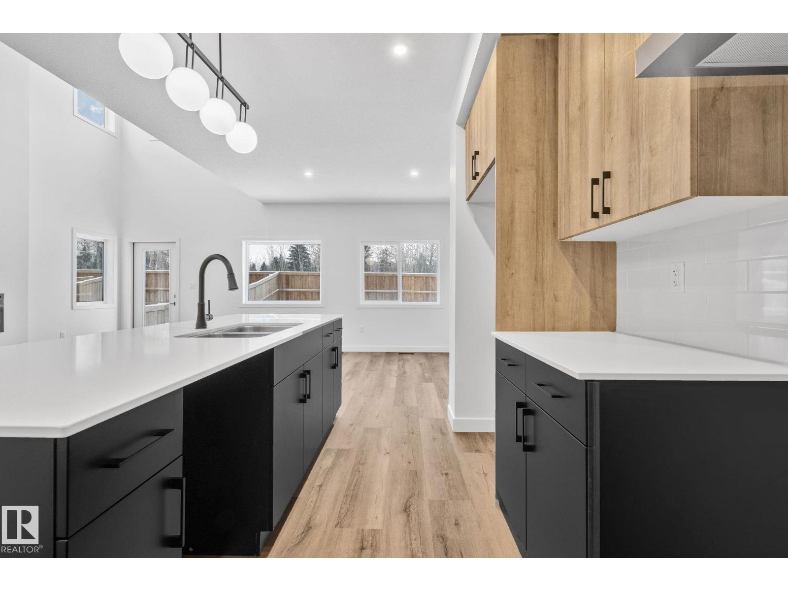 114 Royal Street, St. Albert, Alberta  T8N 7X4 - Photo 9 - E4467715