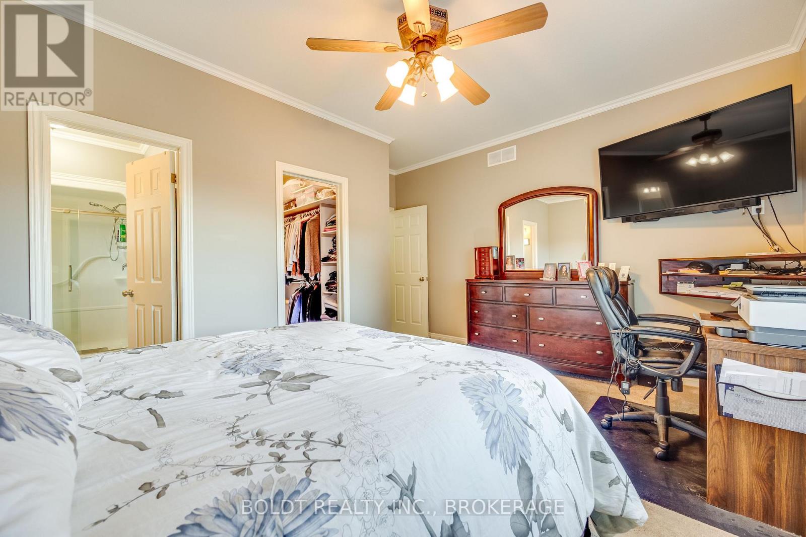 1127 Pelham Street, Pelham, Ontario L3C 3E4 - Photo 16 - X12610912