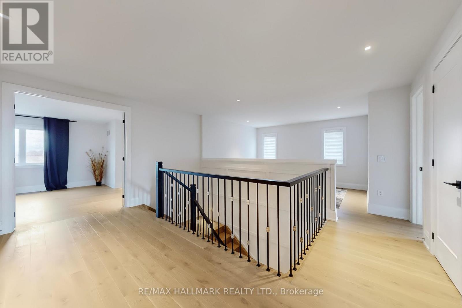 61 Strathgreen Lane, Georgina, Ontario  L4P 0J3 - Photo 30 - N12482277