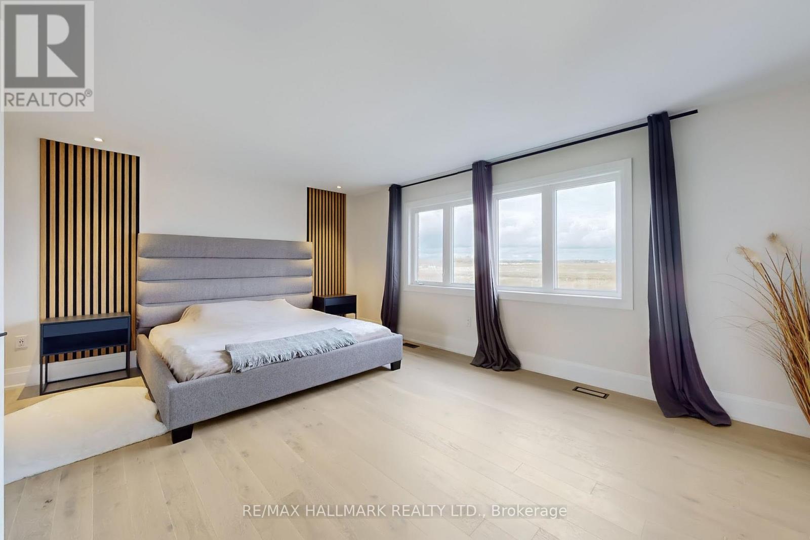 61 Strathgreen Lane, Georgina, Ontario  L4P 0J3 - Photo 32 - N12482277