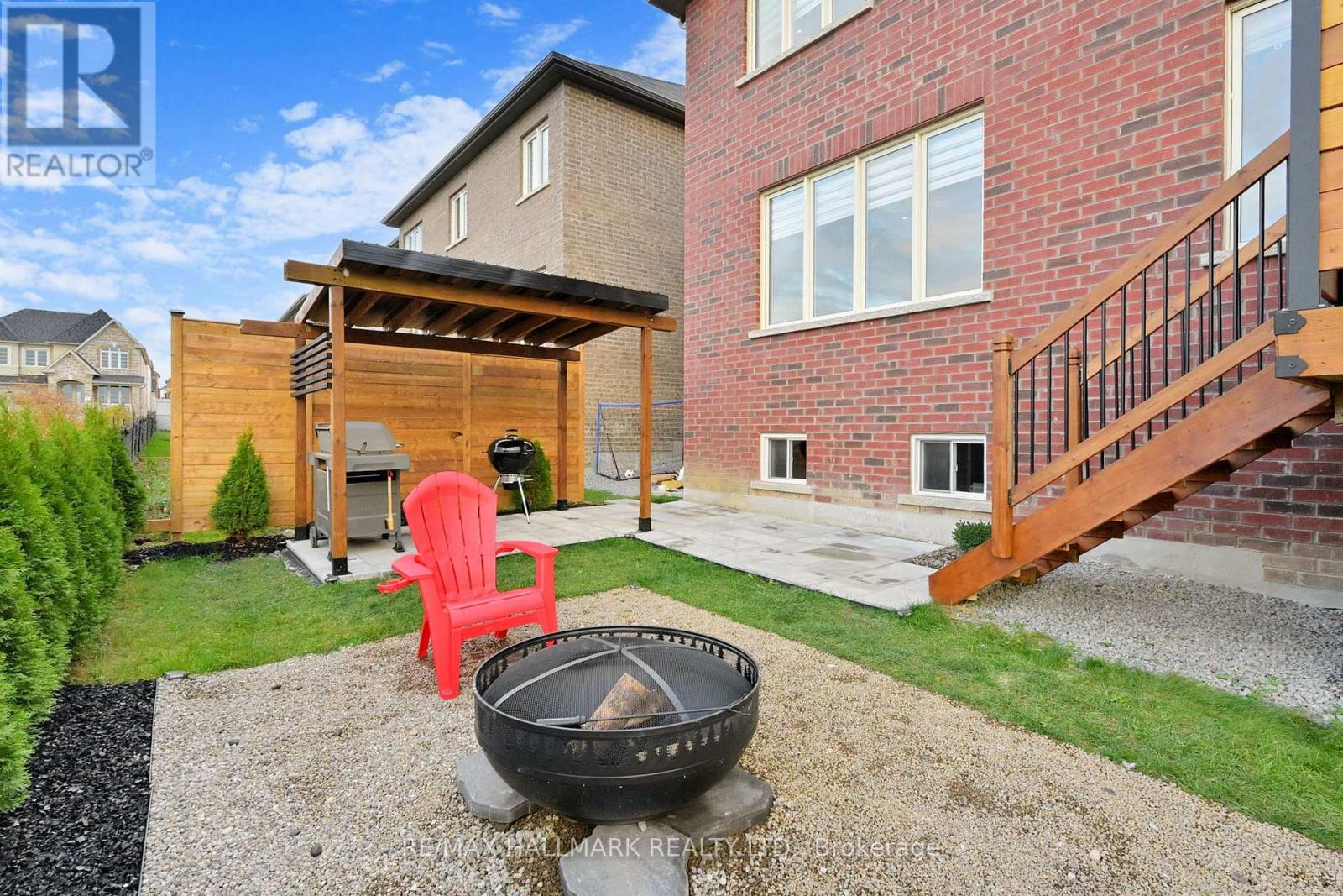 61 Strathgreen Lane, Georgina, Ontario  L4P 0J3 - Photo 48 - N12482277