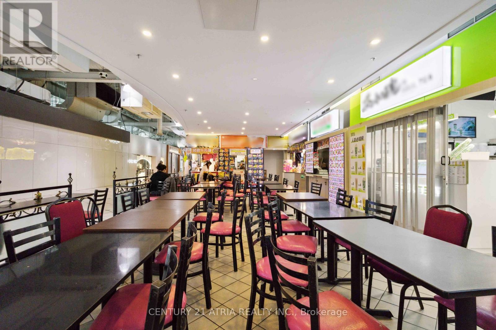 F*28 - 4300 Steeles Avenue E, Markham, Ontario  L3R 0Y5 - Photo 5 - N12608986