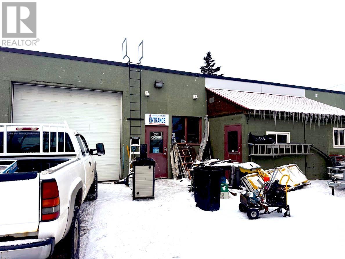 B 815 Simpson ST, Thunder Bay, Ontario