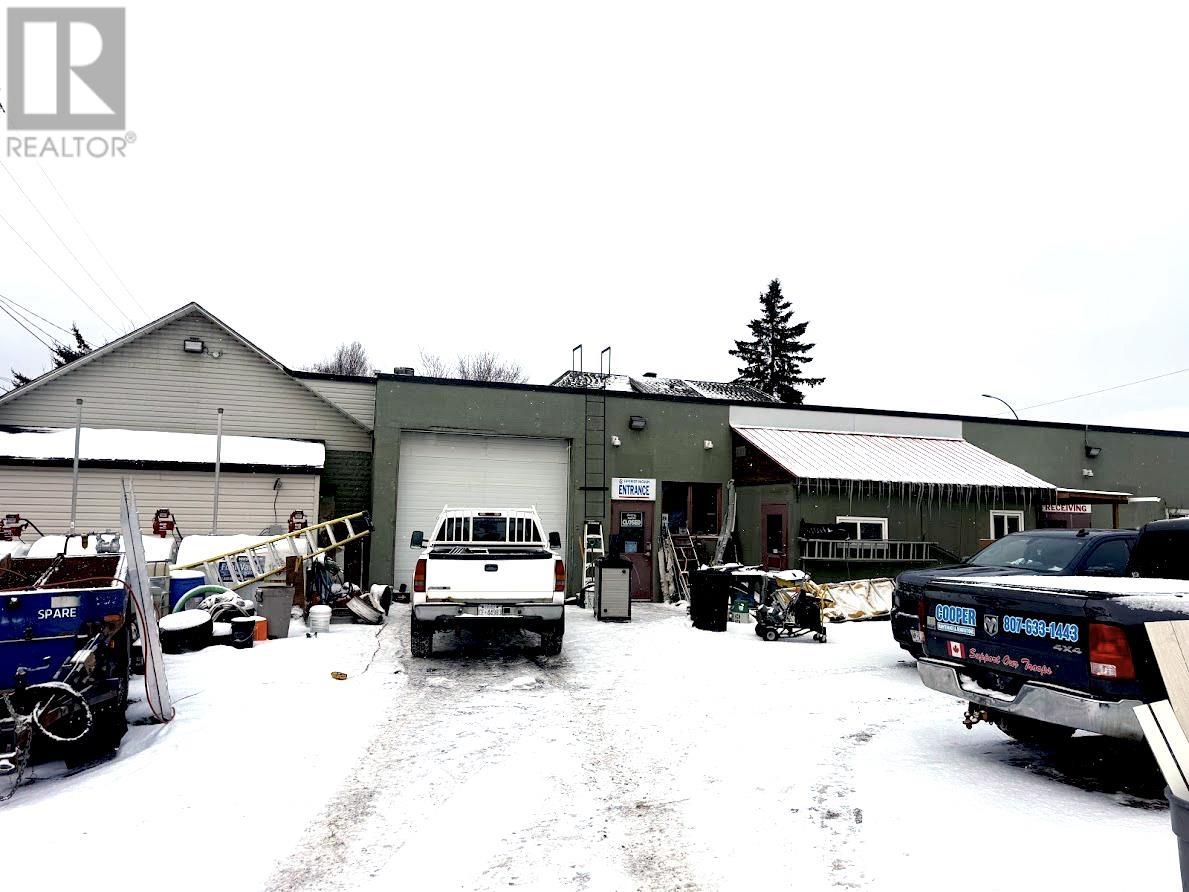 B 815 Simpson St, Thunder Bay, Ontario  P7C 3K3 - Photo 3 - TB253636