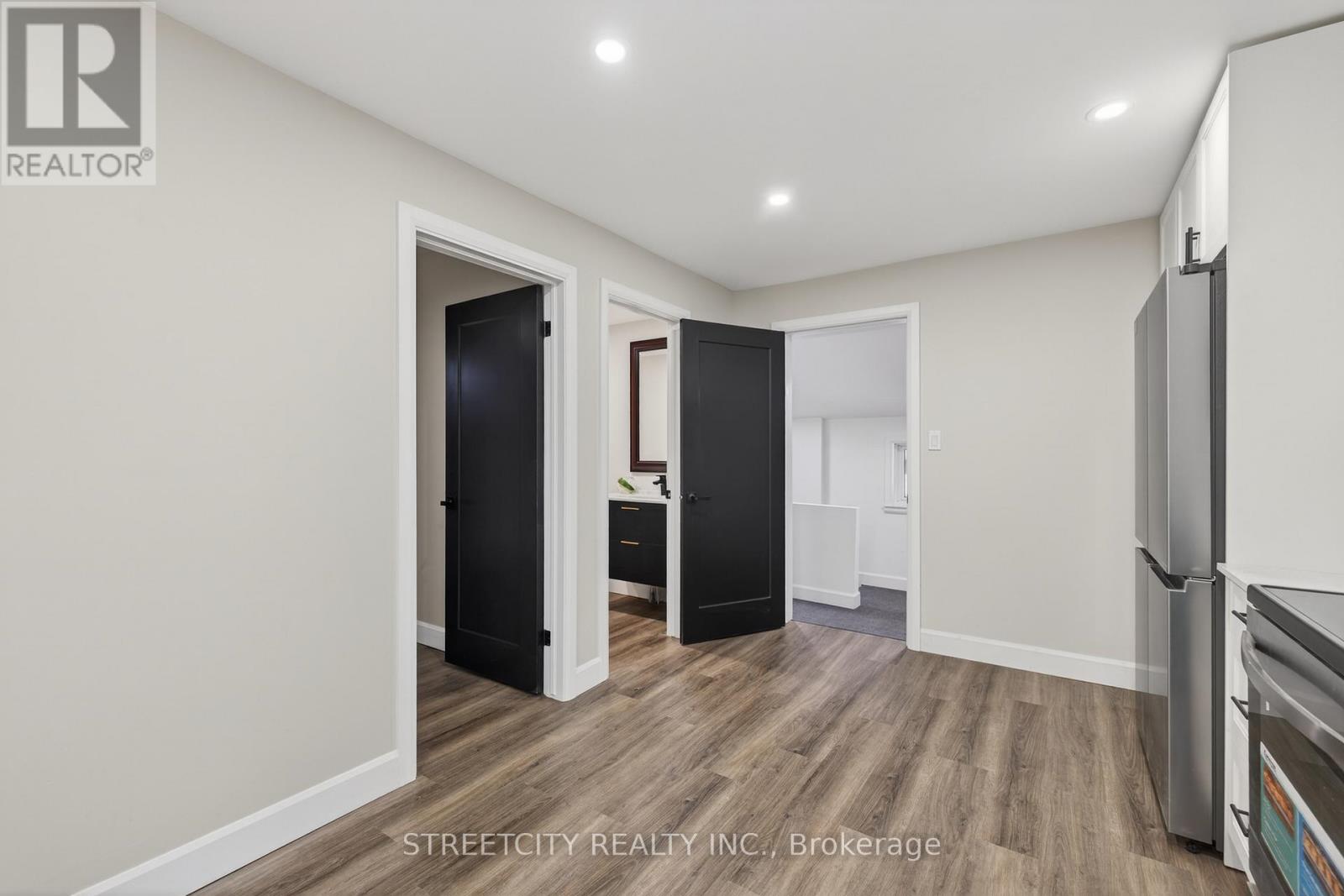 7 Forbes Street, London South, Ontario  N6J 1L2 - Photo 11 - X12610806