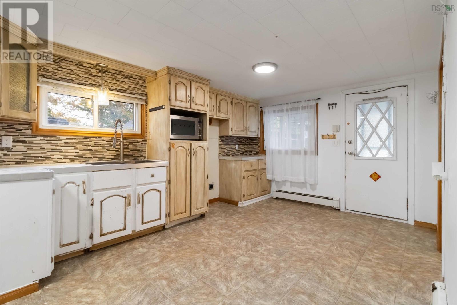 44 Courtney Road, Dartmouth, Nova Scotia  B3A 4B8 - Photo 14 - 202527844