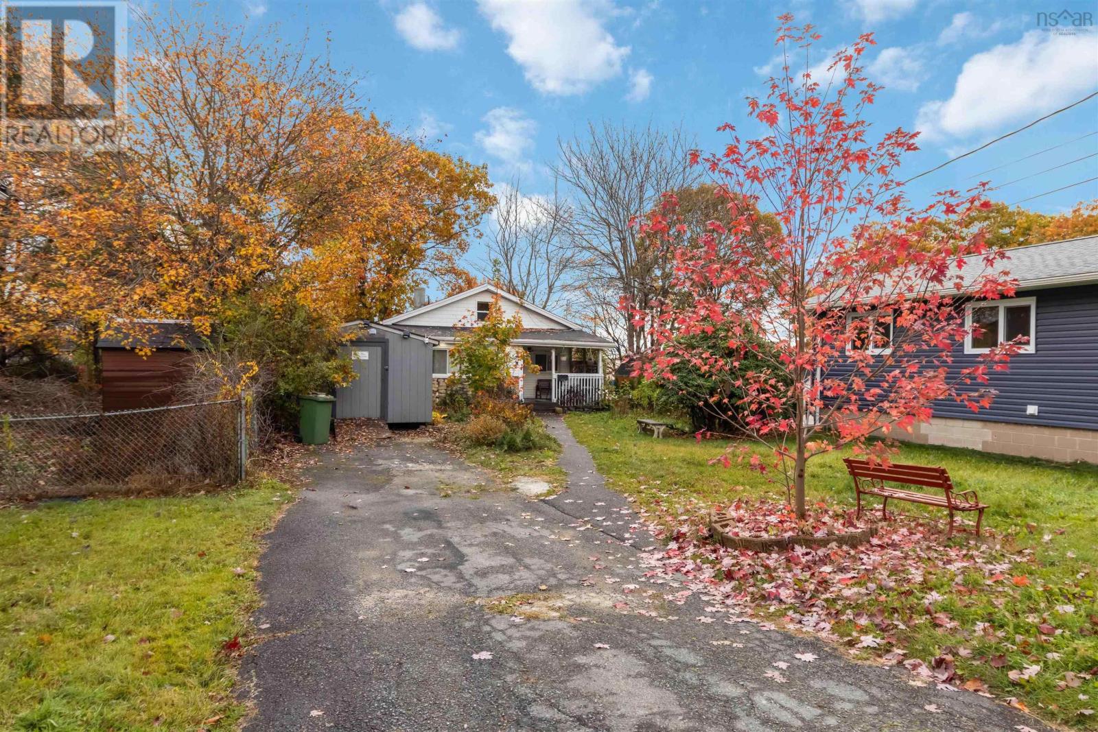 44 Courtney Road, Dartmouth, Nova Scotia  B3A 4B8 - Photo 3 - 202527844