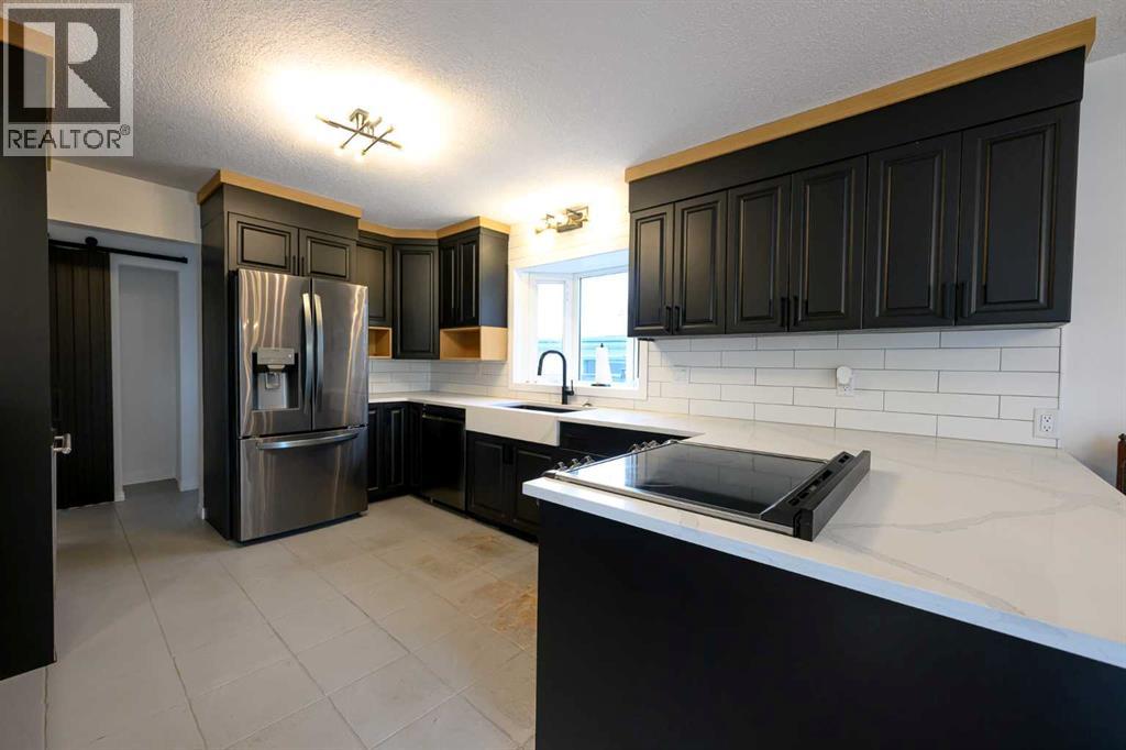 9938 87 Avenue, Grande Prairie, Alberta  T8V 0B2 - Photo 11 - A2272790