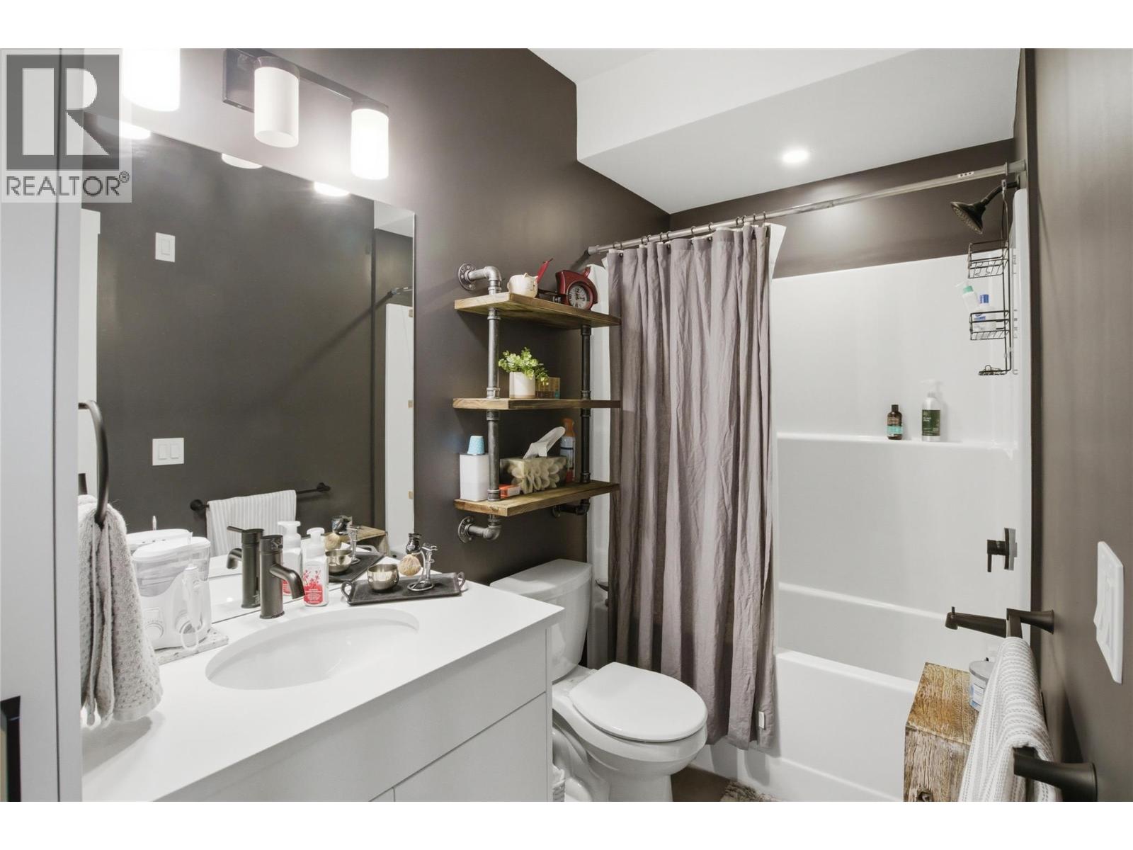 2925 Westsyde Road Unit# 101, Kamloops, British Columbia  V2B 7E6 - Photo 11 - 10370825