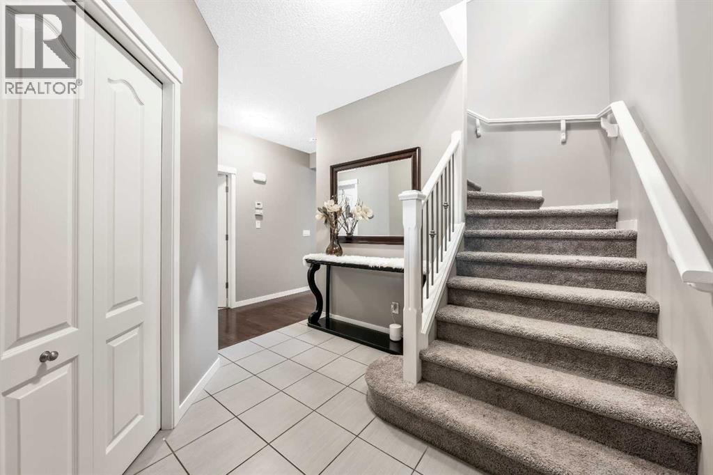443 Skyview Shores Manor Ne, Calgary, Alberta  T3N 0H2 - Photo 2 - A2258107
