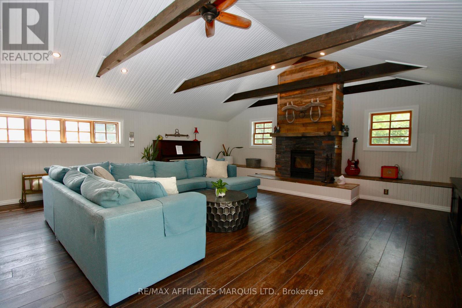 21831 Concession 2 Concession, South Glengarry, Ontario K0C 1E0 - Photo 14 - X12471786