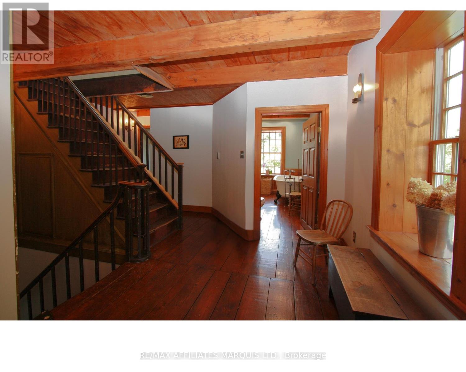 21831 Concession 2 Concession, South Glengarry, Ontario K0C 1E0 - Photo 18 - X12471786