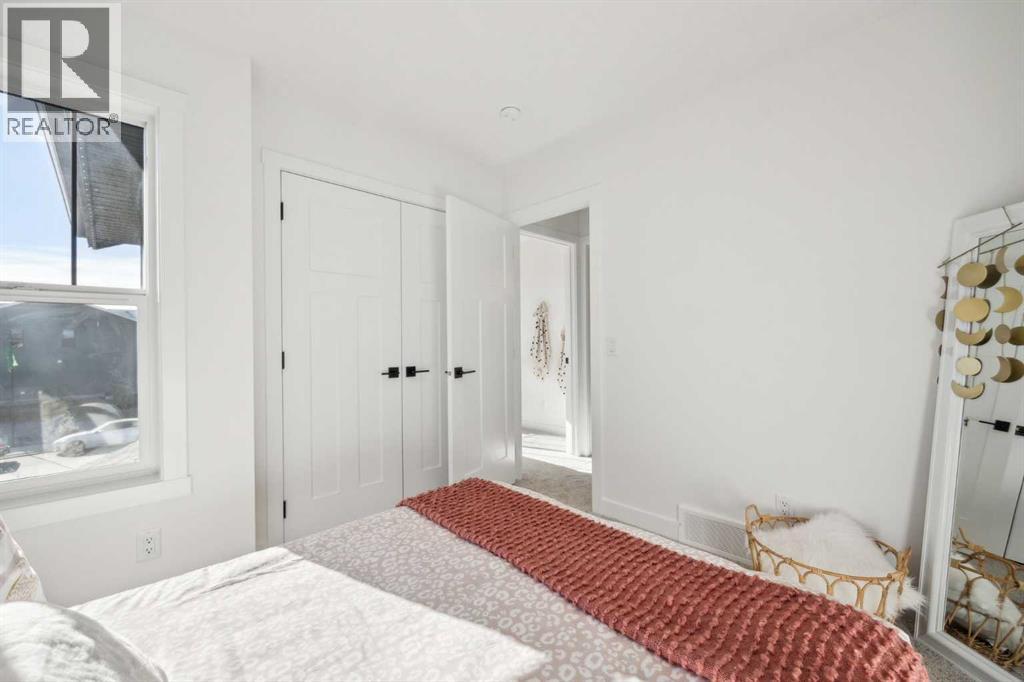 213 Southbow Drive, Cochrane, Alberta  T4C 3J3 - Photo 30 - A2273092