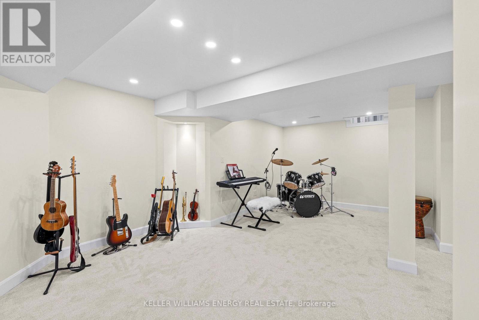 97 Deverell Street, Whitby, Ontario  L1R 1V9 - Photo 34 - E12556192