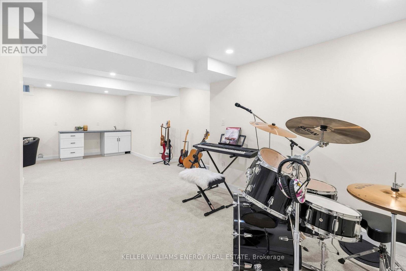 97 Deverell Street, Whitby, Ontario  L1R 1V9 - Photo 35 - E12556192