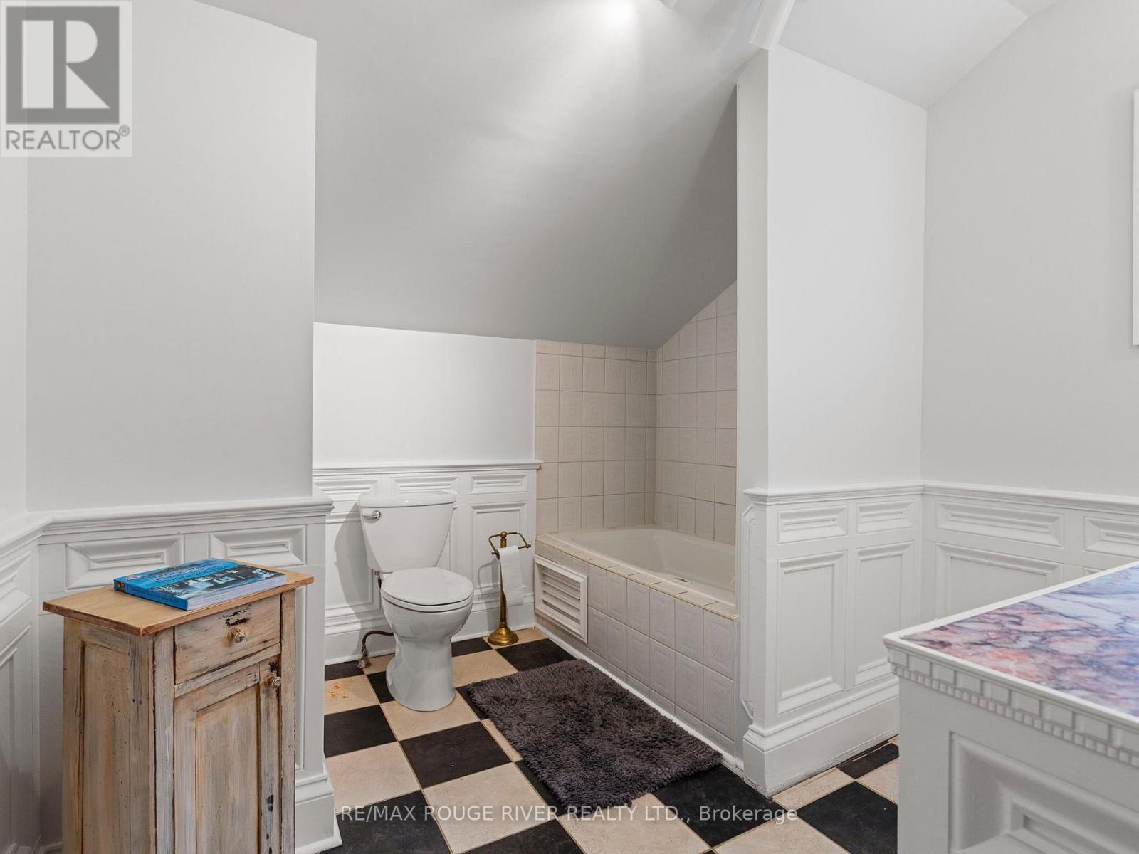 141 Walton Street, Port Hope, Ontario  L1A 1N4 - Photo 28 - X12606236