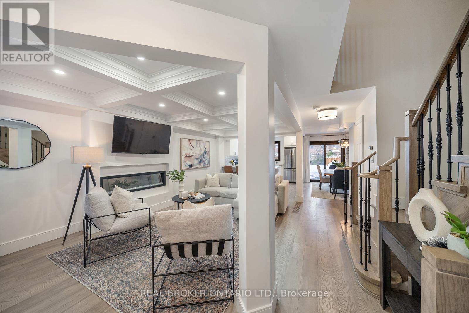 105 Mccurdy Drive, New Tecumseth (Tottenham), Ontario L0G 1W0 - Photo 5 - N12610900