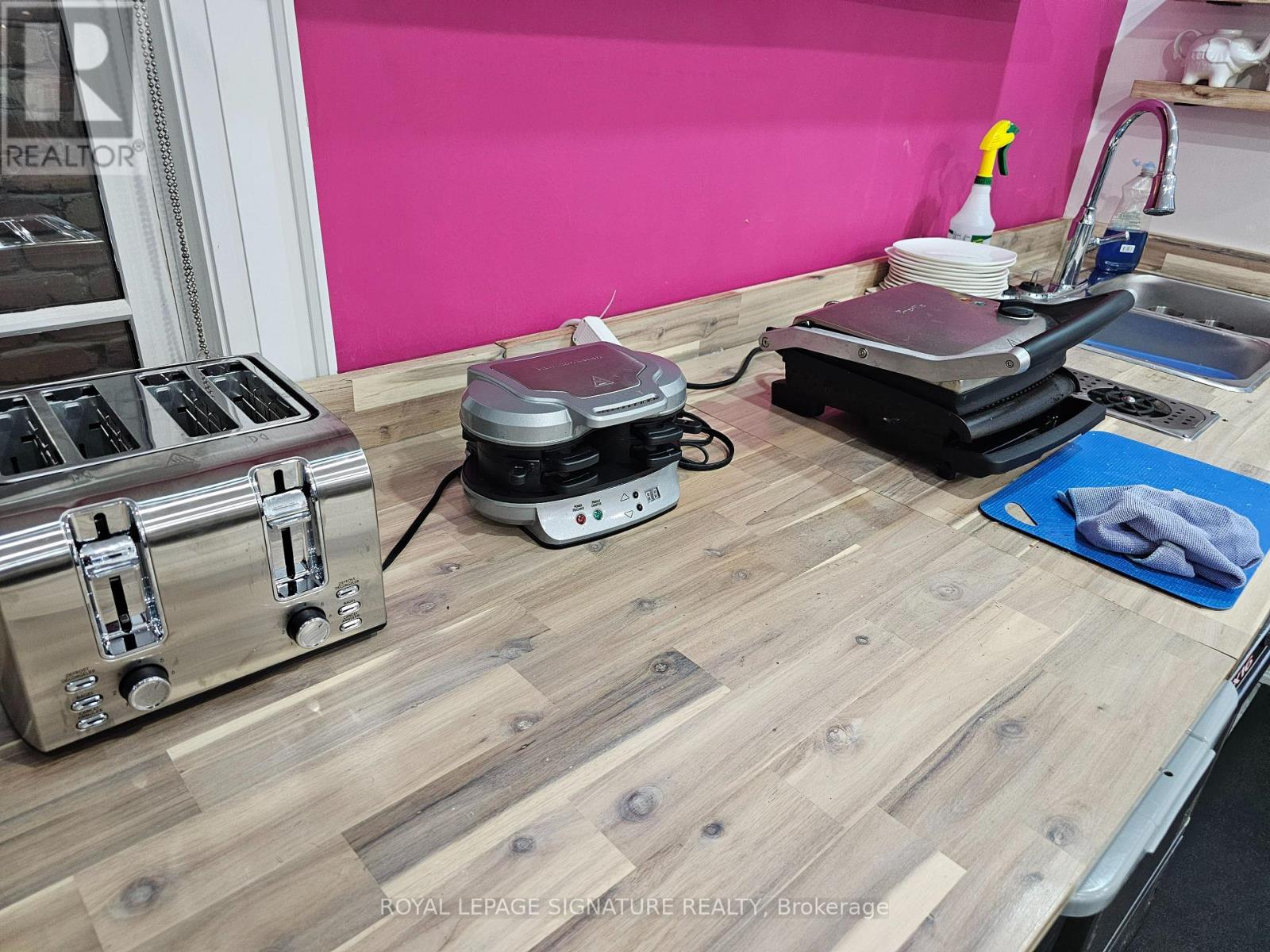 42 Wellington Street E, Aurora, Ontario  L4G 1H5 - Photo 16 - N12610914