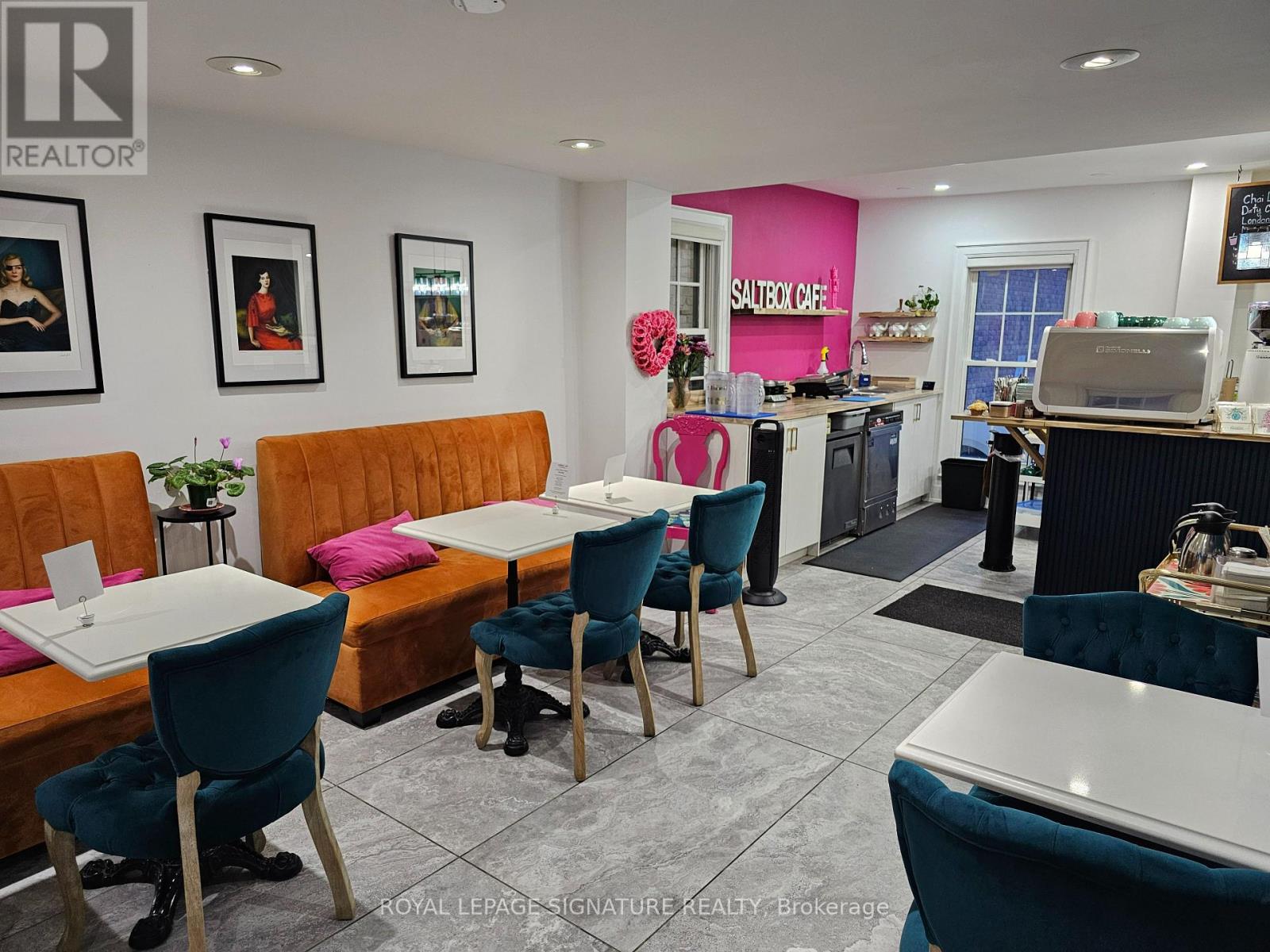 42 Wellington Street E, Aurora, Ontario  L4G 1H5 - Photo 4 - N12610914