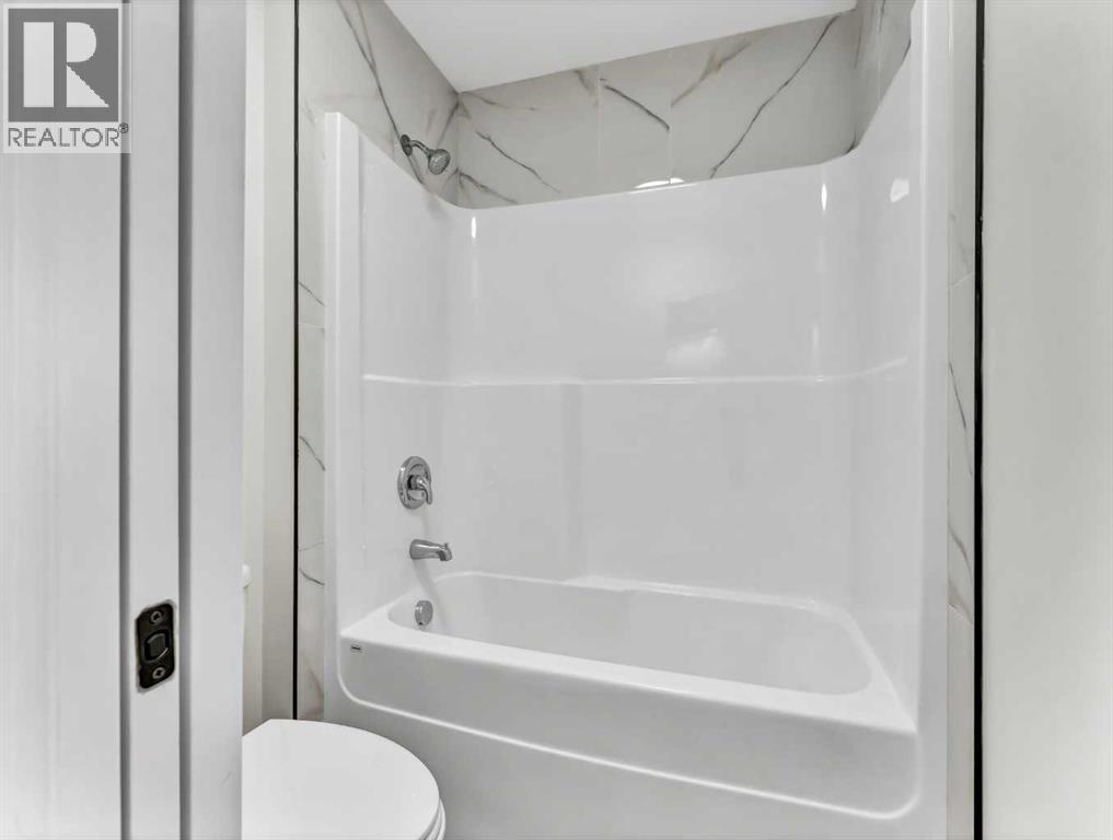 32 Somerside Way Se, Medicine Hat, Alberta  T1B 0M1 - Photo 41 - A2274444